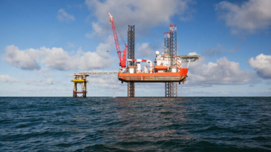 Oil,Platform,During,The,Day